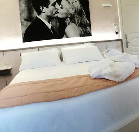 Hotel Locanda Dolce Vita Сан-Дона-ди-Пьяве Экстерьер фото