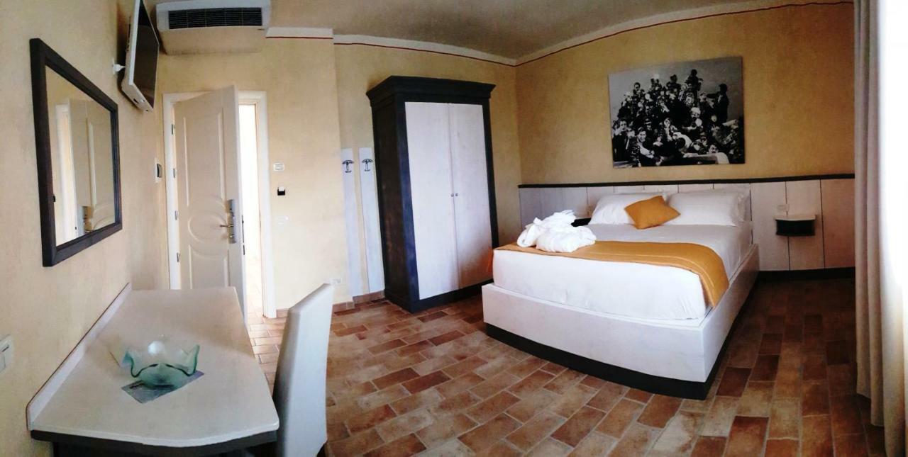 Hotel Locanda Dolce Vita Сан-Дона-ди-Пьяве Экстерьер фото